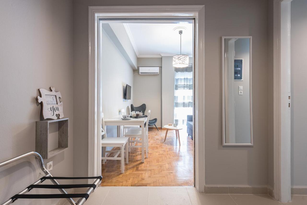 Modern City Apartment By Cloudkeys Athén Kültér fotó